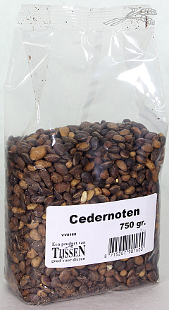 Cedernoten 750 gr